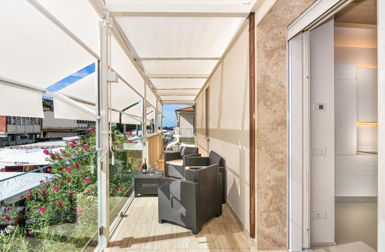 Sea Holidays Apartment Marina di Pietrasanta Exteriör bild